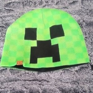 Minecraft creeper face beanie